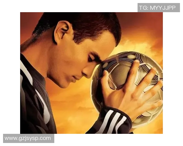 迈尔密足球明星的崛起与挑战：探索他们背后的故事与成就